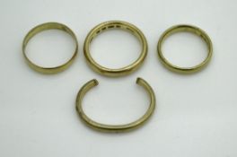 Four various 22 carat gold wedding bands (one cut), 21.