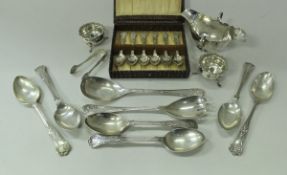 A collection of silver wares to include a cased set of six silver teaspoons (by Harrison Brothers &