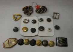 A box of assorted buttons to include boot buttons, enamelled buttons,