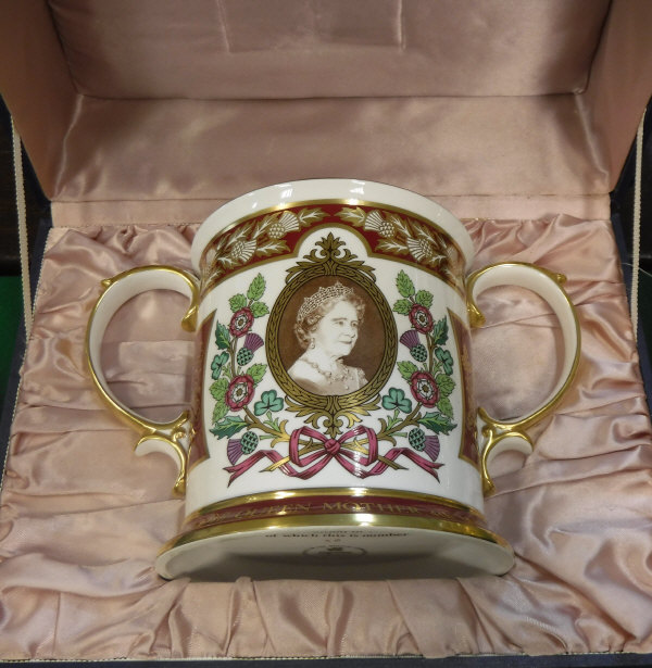 A Spode loving cup to commemorate the 80th Birthday of Her Majesty Queen Elizabeth The Queen Mother