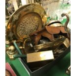 A collection of various metalwares to include table bell, brass cased aneroid barometer,