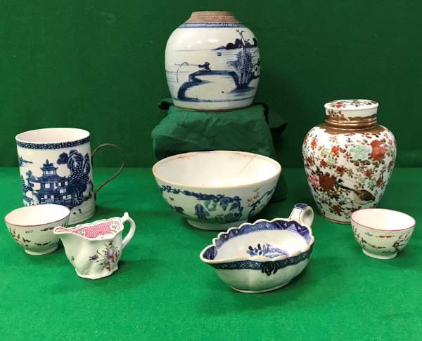 An 18th Century Chinese blue and white ginger jar (no cover), a polychrome decorated jar and cover,