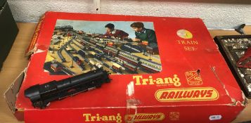 A Triang Railways trainset R3A with Princess Elizabeth loco and tender,