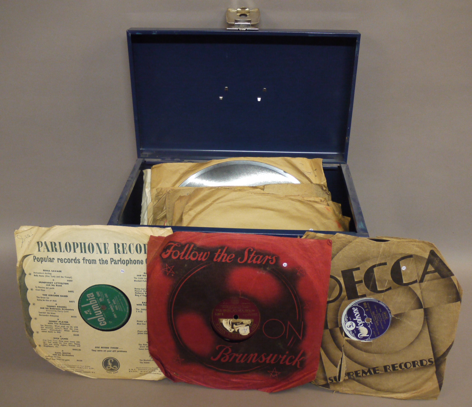 Collection of 78rpm records, Decca, Parlophone, HMV, Capital, Columbia,