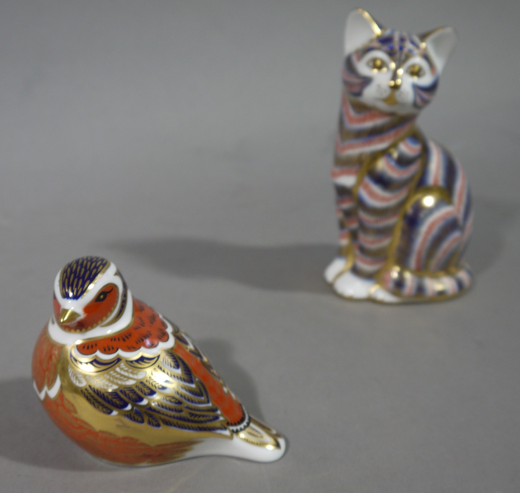 Two Royal Crown Derby paperweights in the form of a cat, and of a bird, - Image 2 of 2