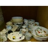 A quantity of Royal Worcester Evesham pattern oven to table ware;