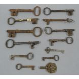 A quantity of vintage and later keys