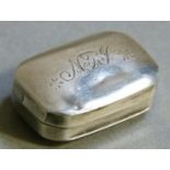 A George III small vinaigrette of canted rectangular form pierced grill, 2cm wide by Joseph Wilmore,