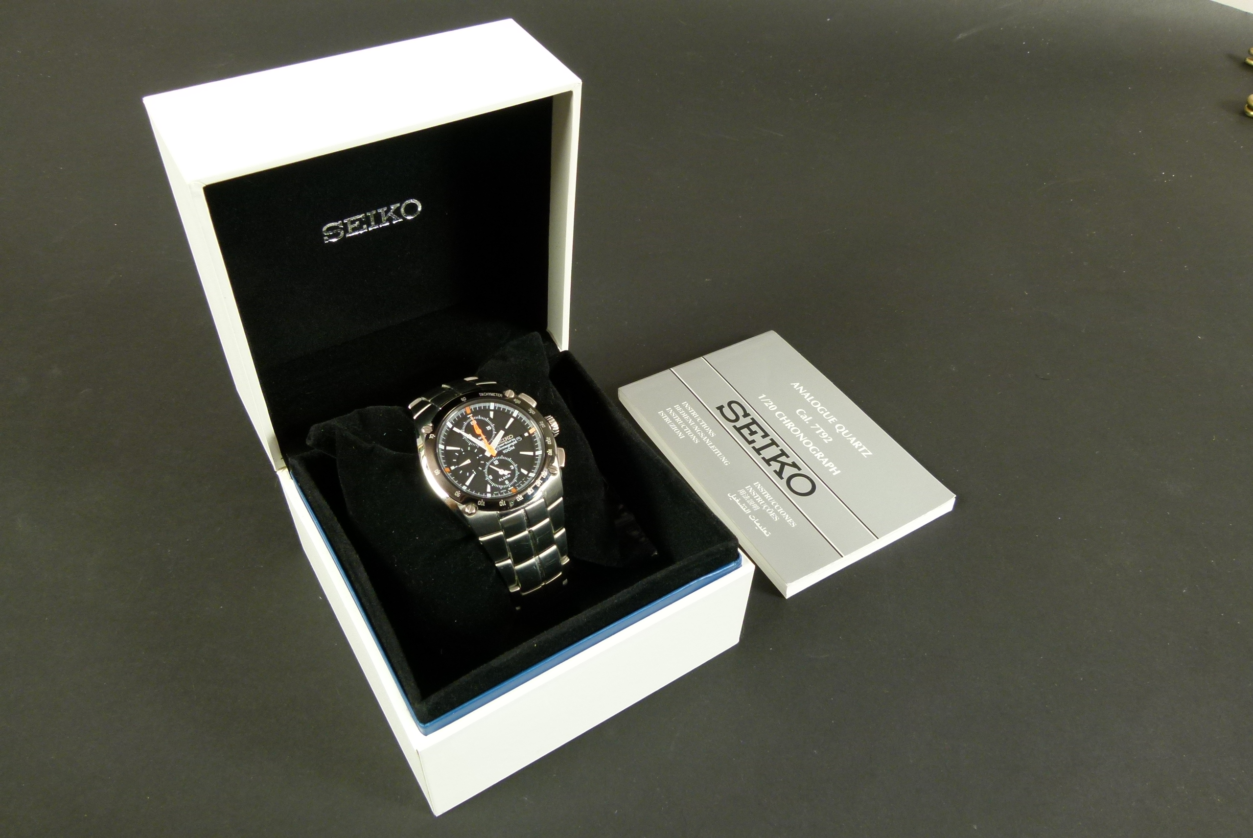 Seiko gentleman's Sportura chronograph 100m alarm wristwatch in stainless steel case and bracelet No - Image 2 of 2