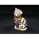 A Royal Crown Derby Imari Cat Paperweight