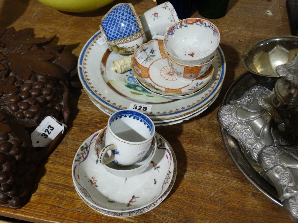A Parcel Of 18th & 19th Century Porcelain Tea Bowls, Saucers & Plates (AF)