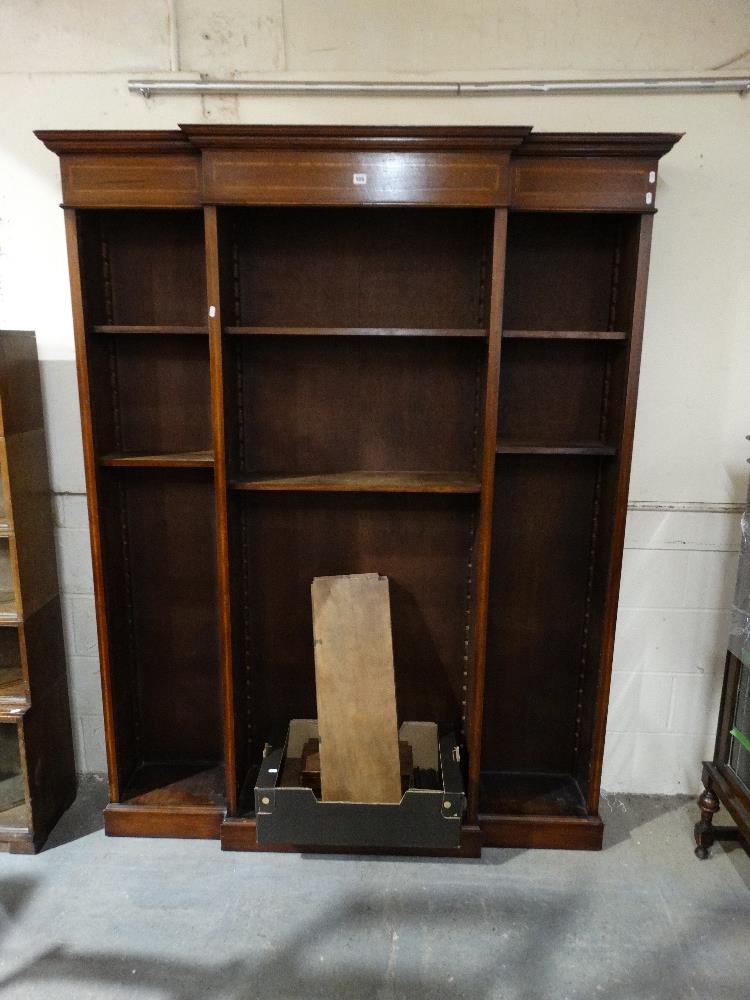 An Edwardian Period Mahogany & Crossbanded Breakfront Open Bookcase, 61" Wide