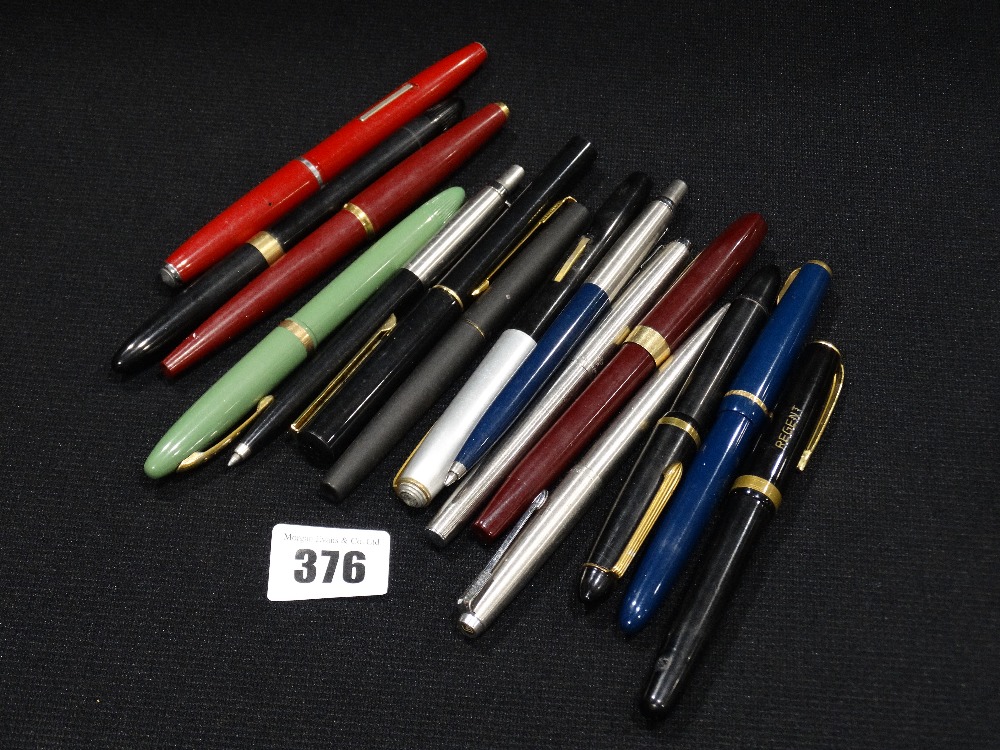 A Bundle Of Mixed Vintage Pens & Fountain Pens (15)