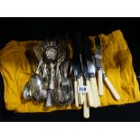 A Quantity Of Cased & Loose Edwardian Cutlery