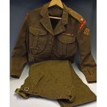 Militaria - 1949 Pattern Battledress Uniform: Gloucestershire Regt to Major complete with