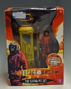 Doctor Who 'The Satan Pit Set' Action Figure boxed in very good condition