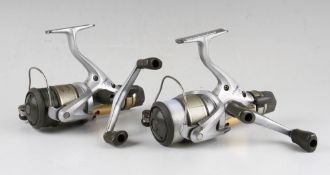 2x Shimano Sahara 4000 GTE spinning reels - 4x bearings, Dyna-Balance, and folding handles - very