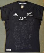 2018 Rugby Championship Replica All Blacks Jersey signed by the New Zealand Squad: Official All