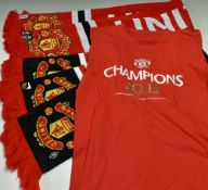 Manchester United 'Champions 2013' T-Shirt a red short sleeve T-Shirt size M together with 4x