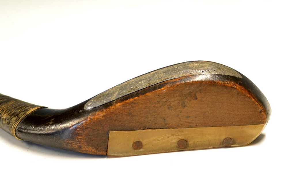 Tom Dunn longnose beech wood curved face driver c.1880 - retaining most of the fine original light - Image 3 of 3