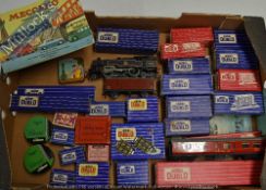 Hornby Dublo Selection Good selection of rolling stock to include 12 wagons / tankers, Locomotive