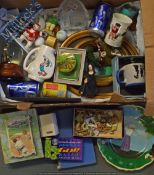 Mixture of Golfing Items includes Plates, Mugs, advertising cans, figurines, jigsaw, snow dome,
