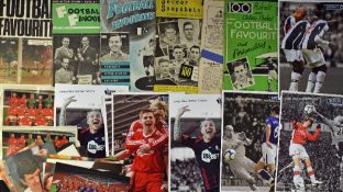 Assorted Football Selection with a variety to consist of 1947 FA Cup Final programme (no covers),