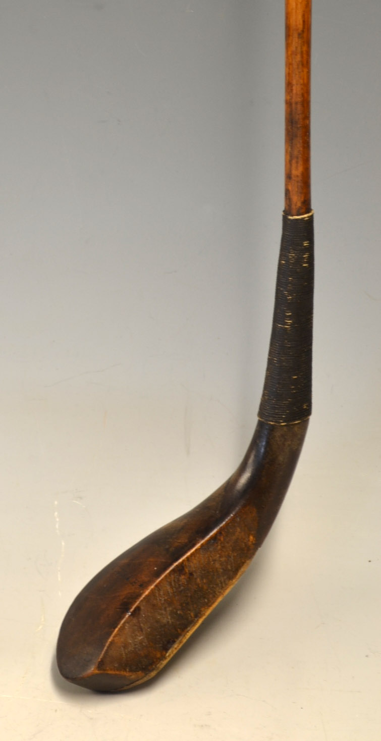 H Philp dark stained fruit wood short spoon c1840 – elegant hook faced with original horn sole - Image 2 of 4