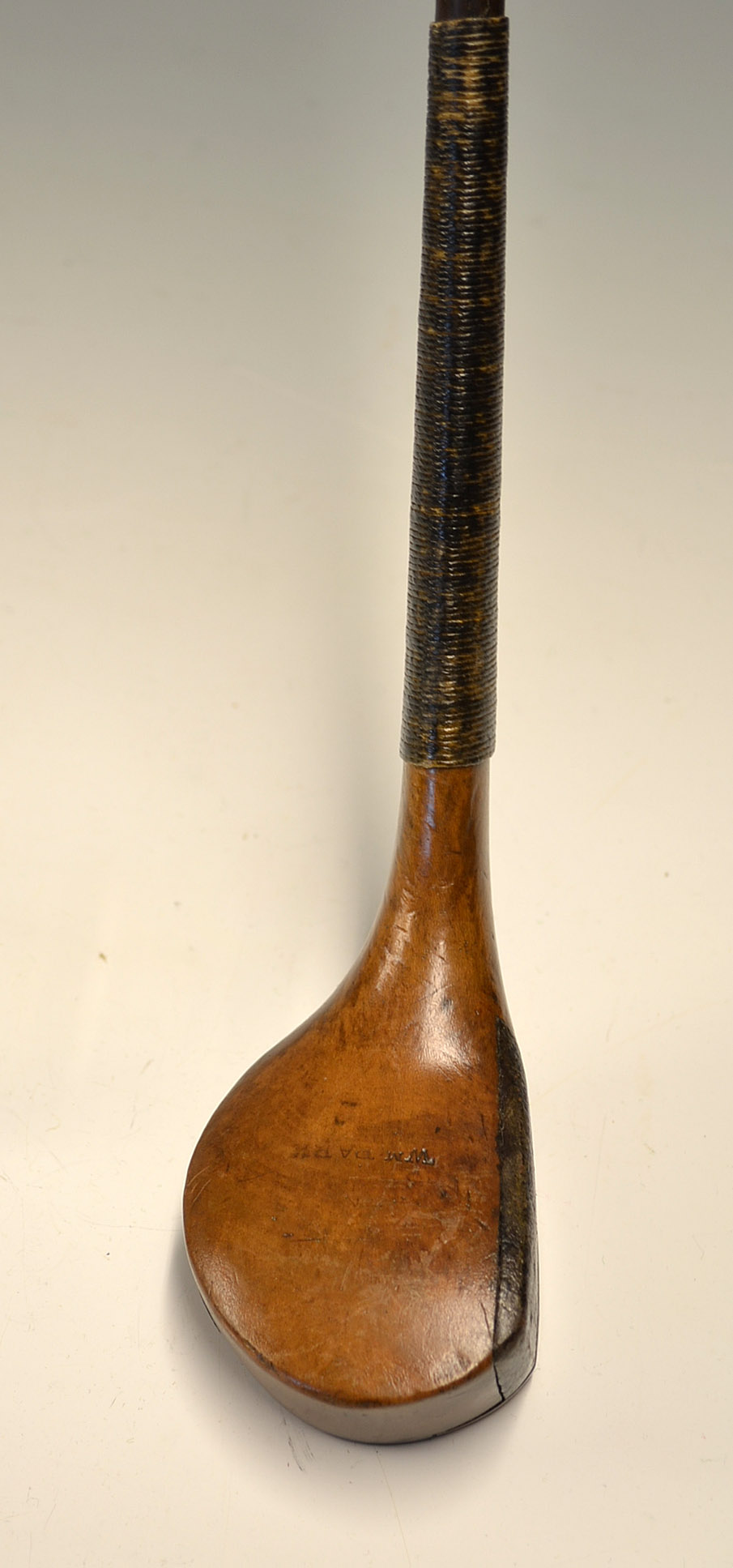 Fine Wm Park light stained dog wood scare neck bulger driver c.1895 with 3x circular rear lead