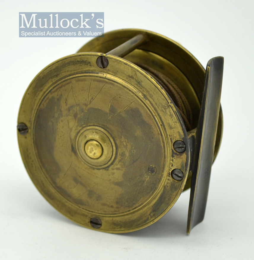 F.T Williams & Co Makers 10 Gt Queen St, Lincolns Inn Fields Hercules style brass fly reel: 2.5/8” - Image 2 of 2