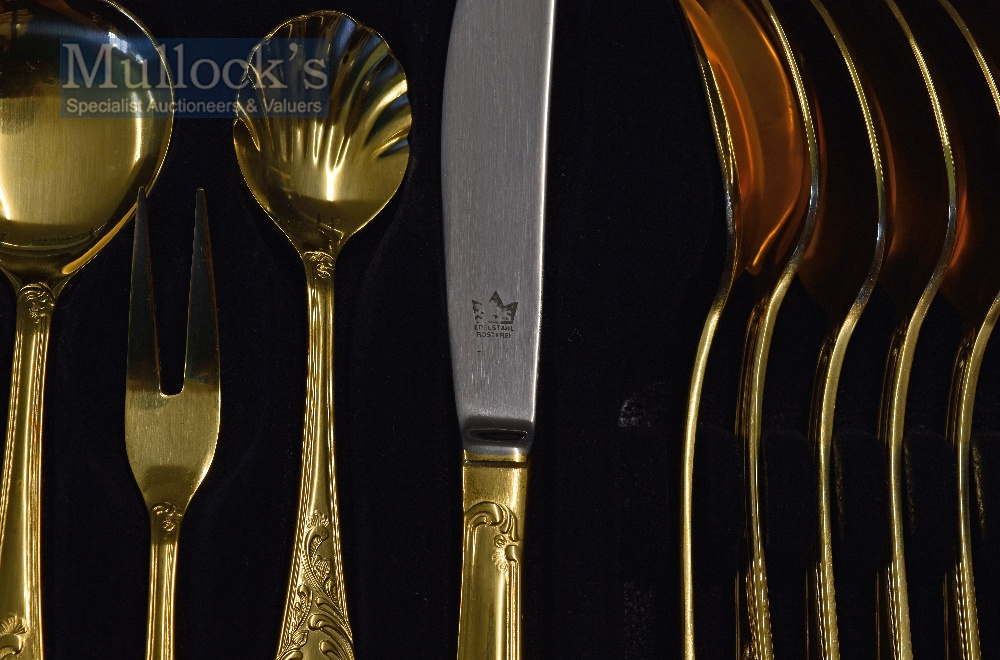 Bestecke Solingen Cutlery Set 23/24ct plated 12 place set 106 pieces housed in 3 layers within a - Image 2 of 2