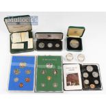 Collection of Zambia, Zimbabwe, Malawi coins to consist of Proof sets Zambia 1978, set of 3 1964,