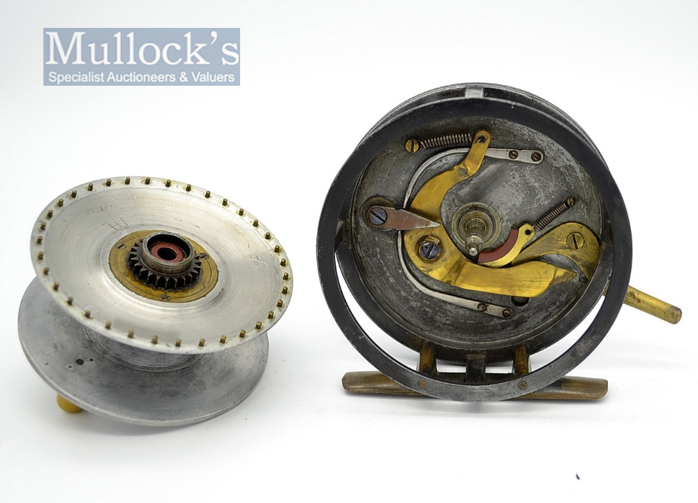 Very rare C Farlow & Co London Patent large alloy salmon reel: 4.1/8” dia, smooth brass foot, 3x - Image 3 of 3