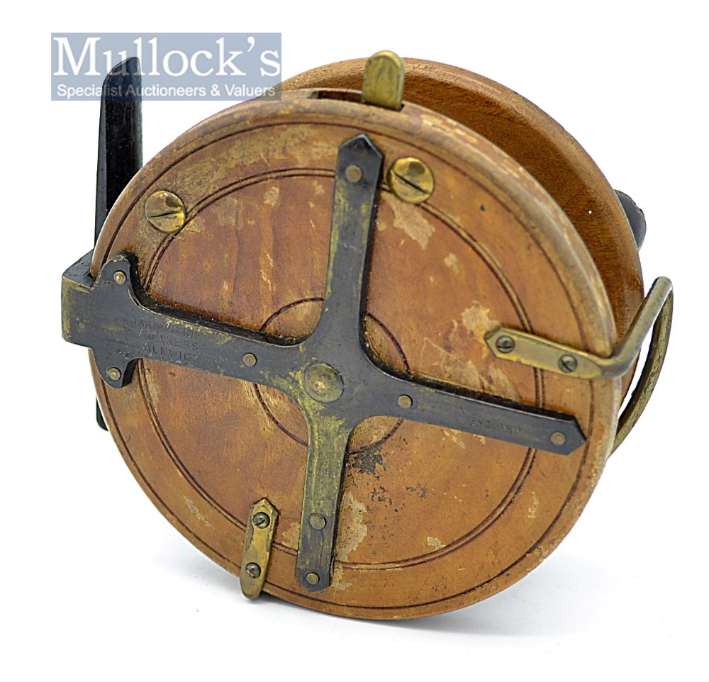 Scarce Hardy “The Ocean” Pattern Nottingham wooden and brass star back reel – 4 3/8” dia, fitted - Image 2 of 3