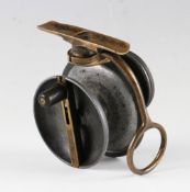 Extremely rare Malloch Patent multiplier side casting reel c.1912/14 – 3.25”dia backplate, raised