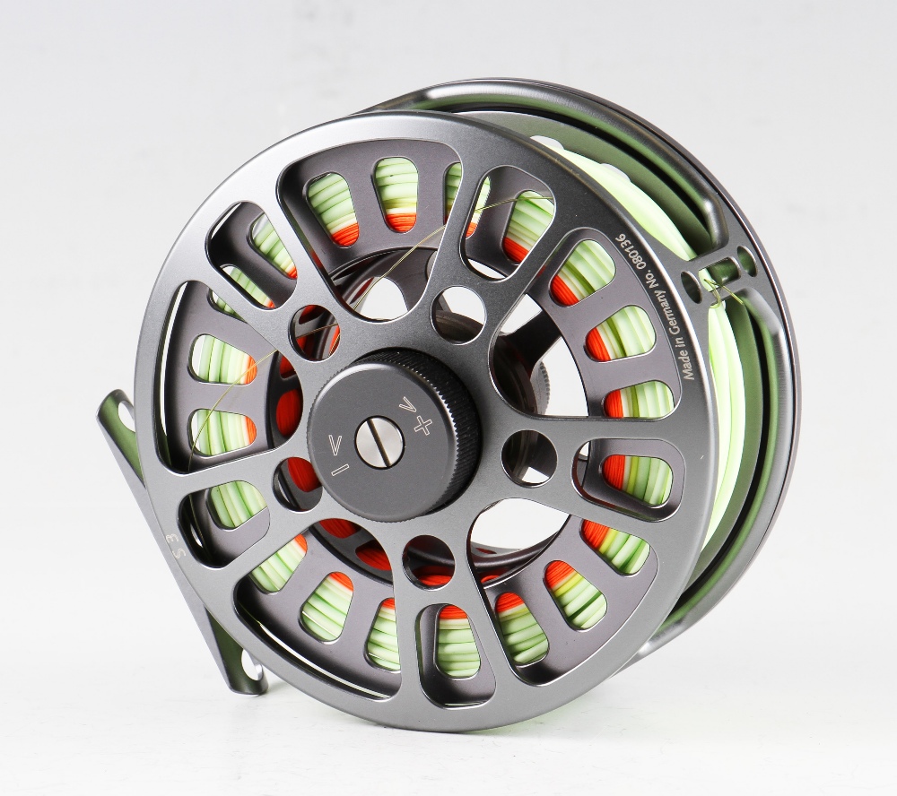 Fine Vosseler Made In Germany S3 Titanium salmon fly reel and spare spool – 4.5” dia – large arbor – - Image 3 of 3