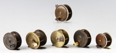 Collection of assorted brass, brass and ebonite plate and crank wind fly reels (6): unnamed wide