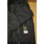 Barbour Durham waxed lightweight three quarter length coat – 100% waxed Olive cotton with 2x front