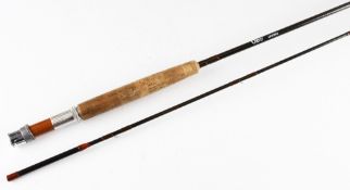 Orvis “The performer” graphite trout fly rod and landing net (2): 9ft 2pc - line 6# - Fuji style