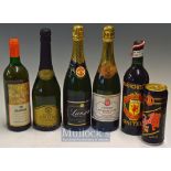 Selection of varied Manchester Utd items to include Manchester Utd champagne stamped |Sharp