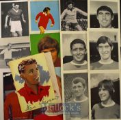 Manchester Utd football trade cards featuring Duncan Edwards, Bobby Charlton, George Best, 1968