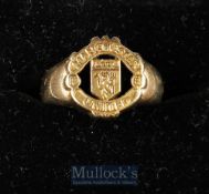 Manchester Utd hall marked 9 carat gold signet ring official issue in original box. Good.