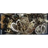 SELECTION OF COSTUME JEWELLERY including a Heathergems bangle, various bracelets, bangles,