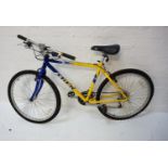 TREK 800 SPORT MOUNTAIN BIKE with quick release wheels, Shimano V brakes and Shimano 21 speed gears