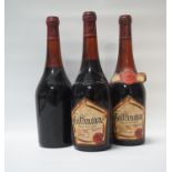 VINO GATTINARA VINTAGE 1964 Three bottles of Umberto Fiore Vino Gattinara Vintage 1964. 3 x 72cl.