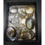 SELECTION OF SILVER AND OTHER RINGS including stone and paste set examples, 1 box