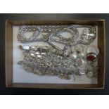 GOOD SELECTION OF SILVER JEWELLERY including a mother of pearl set bracelet, a Tiffany style heart