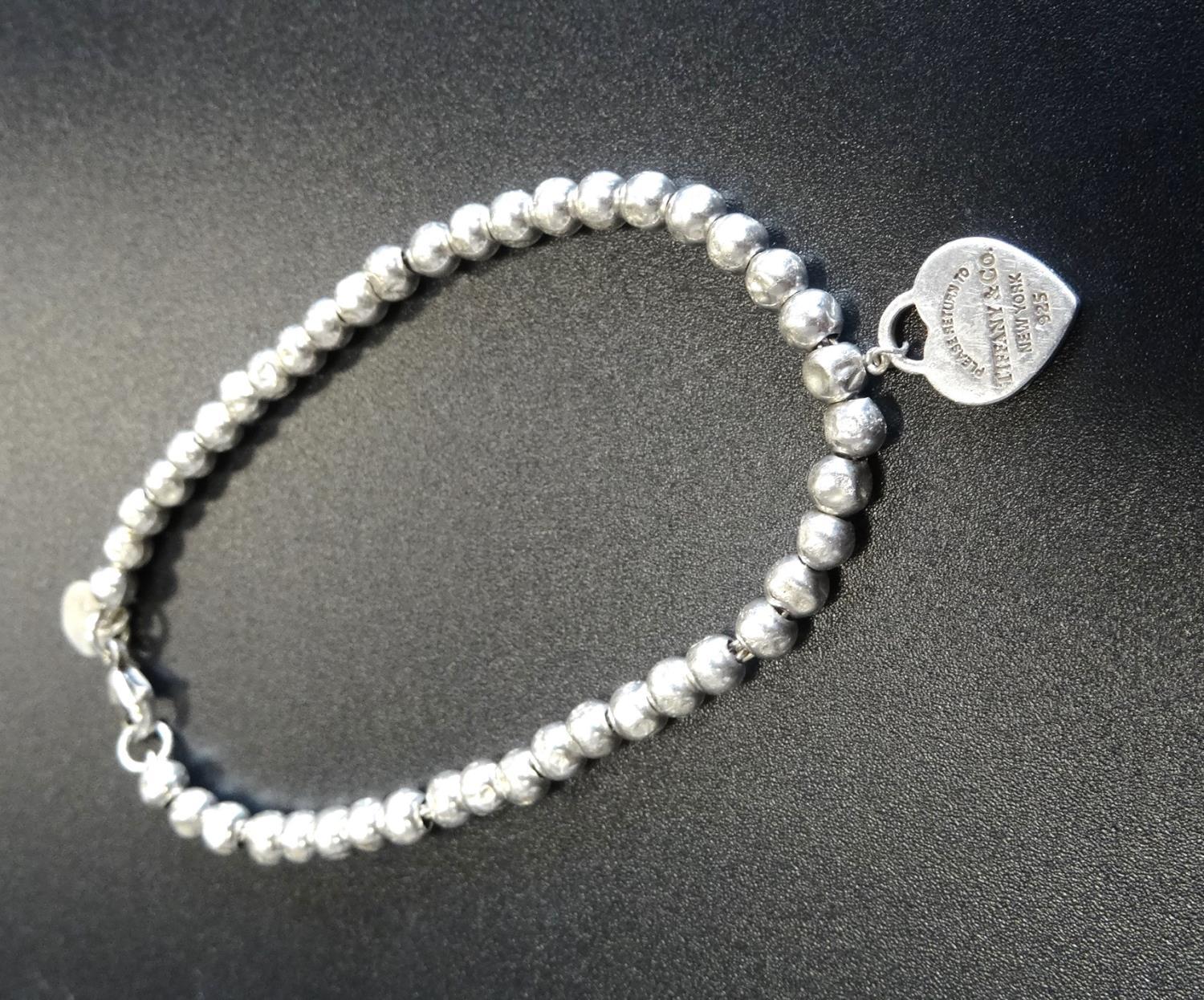 TIFFANY & CO. MINI HEART TAG SILVER BEAD BRACELET the heart tag with 'Return to Tiffany' engraving - Bild 2 aus 2