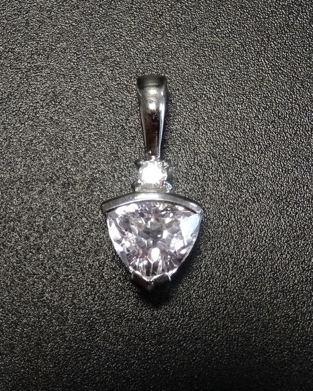 TRILLION CUT KUNKITE PENDANT in nine carat white gold