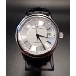 GENTLEMAN'S MAURICE LACROIX WRISTWATCH the textured silvered dial with baton five minute markers and